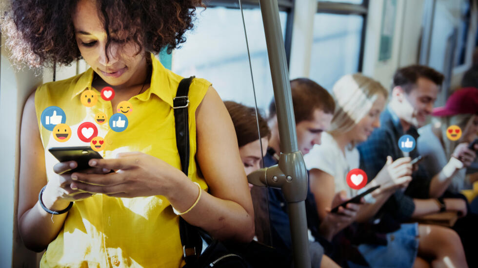 Quel est l'impact des réseaux sociaux sur les jeunes ? Image d'illustration.